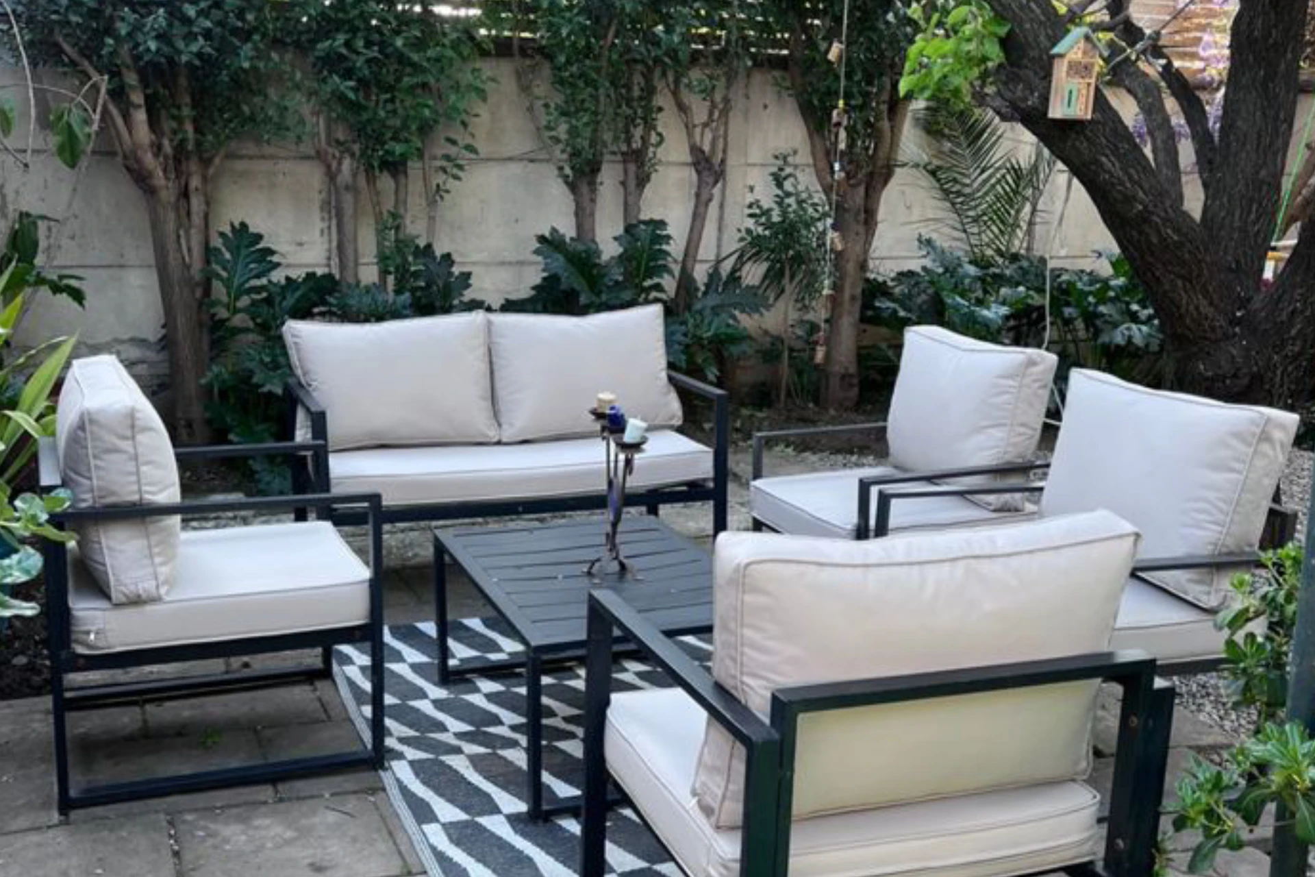 Decoración de terraza con cojines